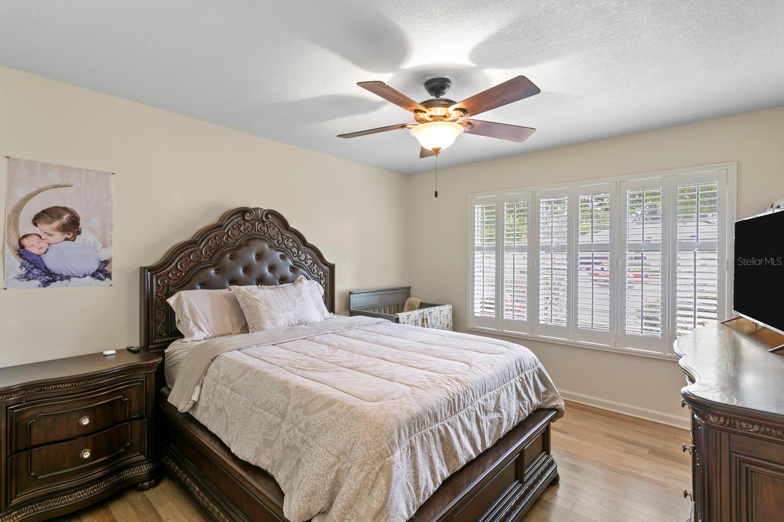 THERESA ARBOR - Residential