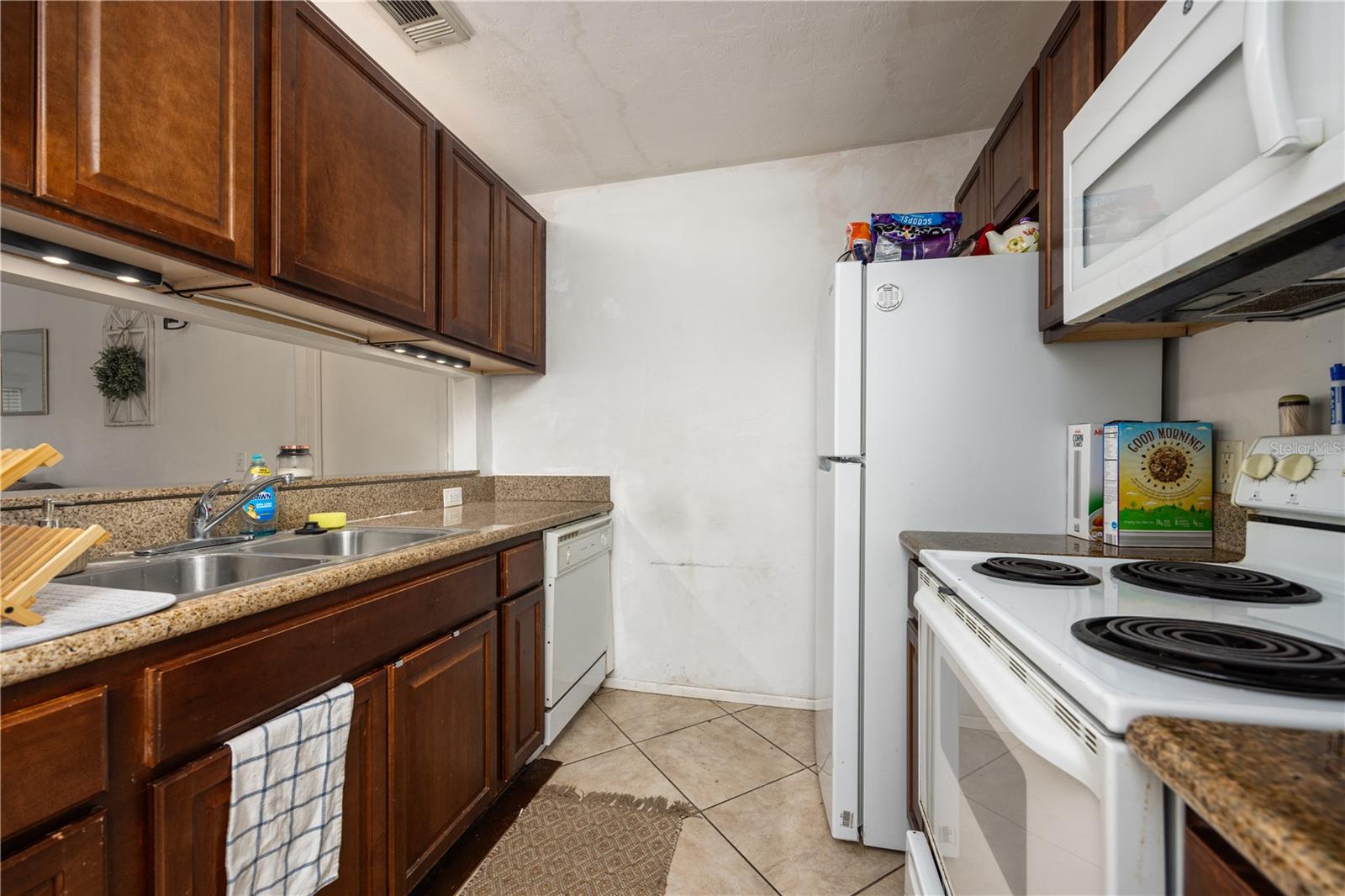 4000 SW 23RD STREET 1-106