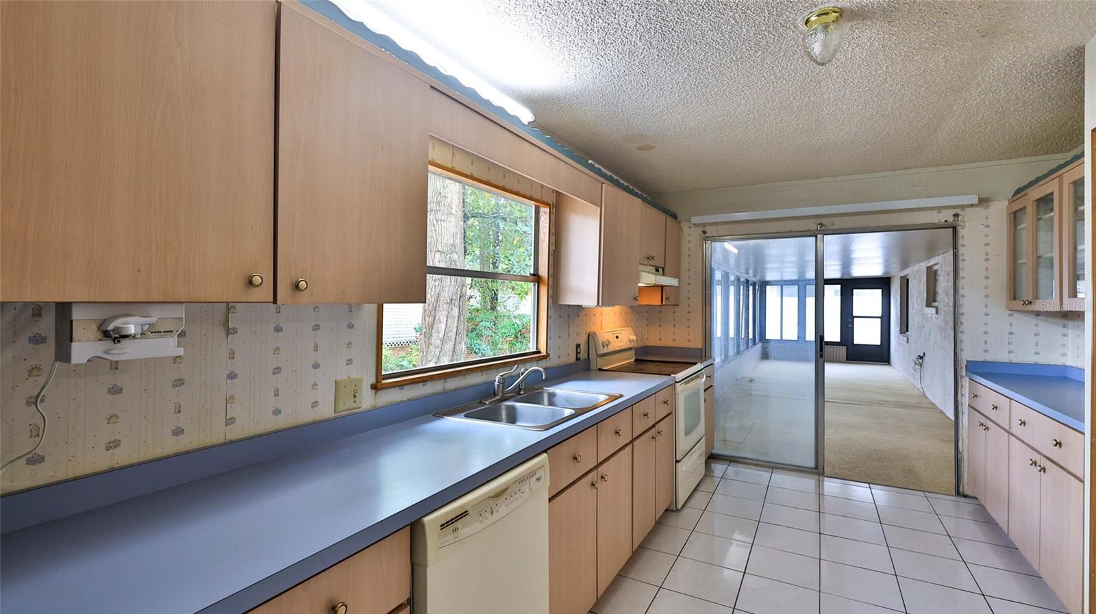 LAKE HELEN BLKS 132-133 146-147 HARLAN OAKS - Residential