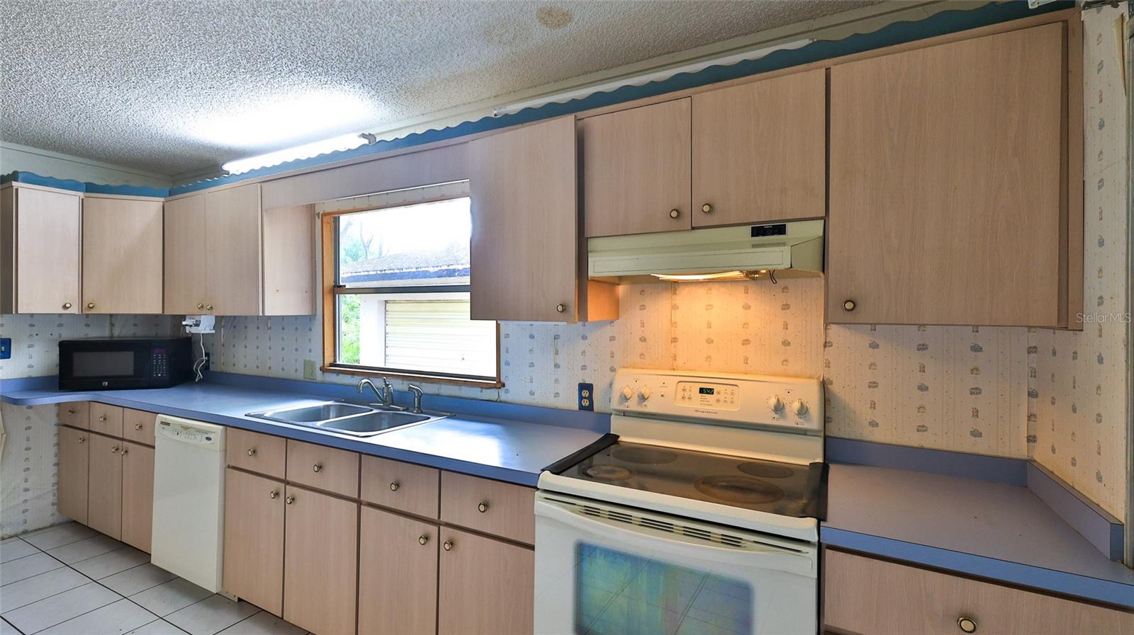 LAKE HELEN BLKS 132-133 146-147 HARLAN OAKS - Residential