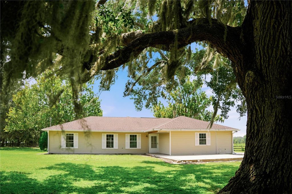 Photo of 3430 Westshore Drive, Saint Cloud, FL 34772 (MLS # S5154115)