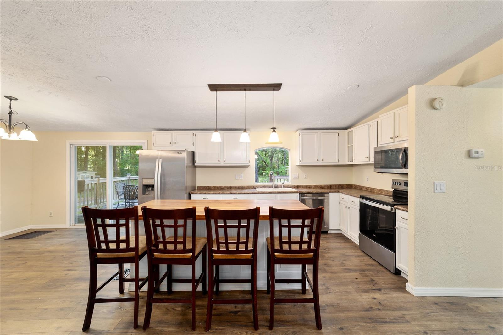 PLEASANT HILLS - Residential