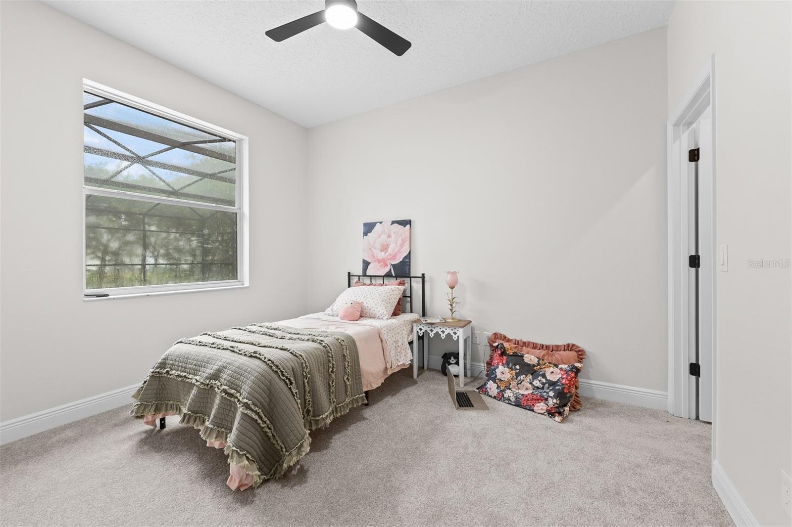 UNIVERSITY ESTATES - Residential