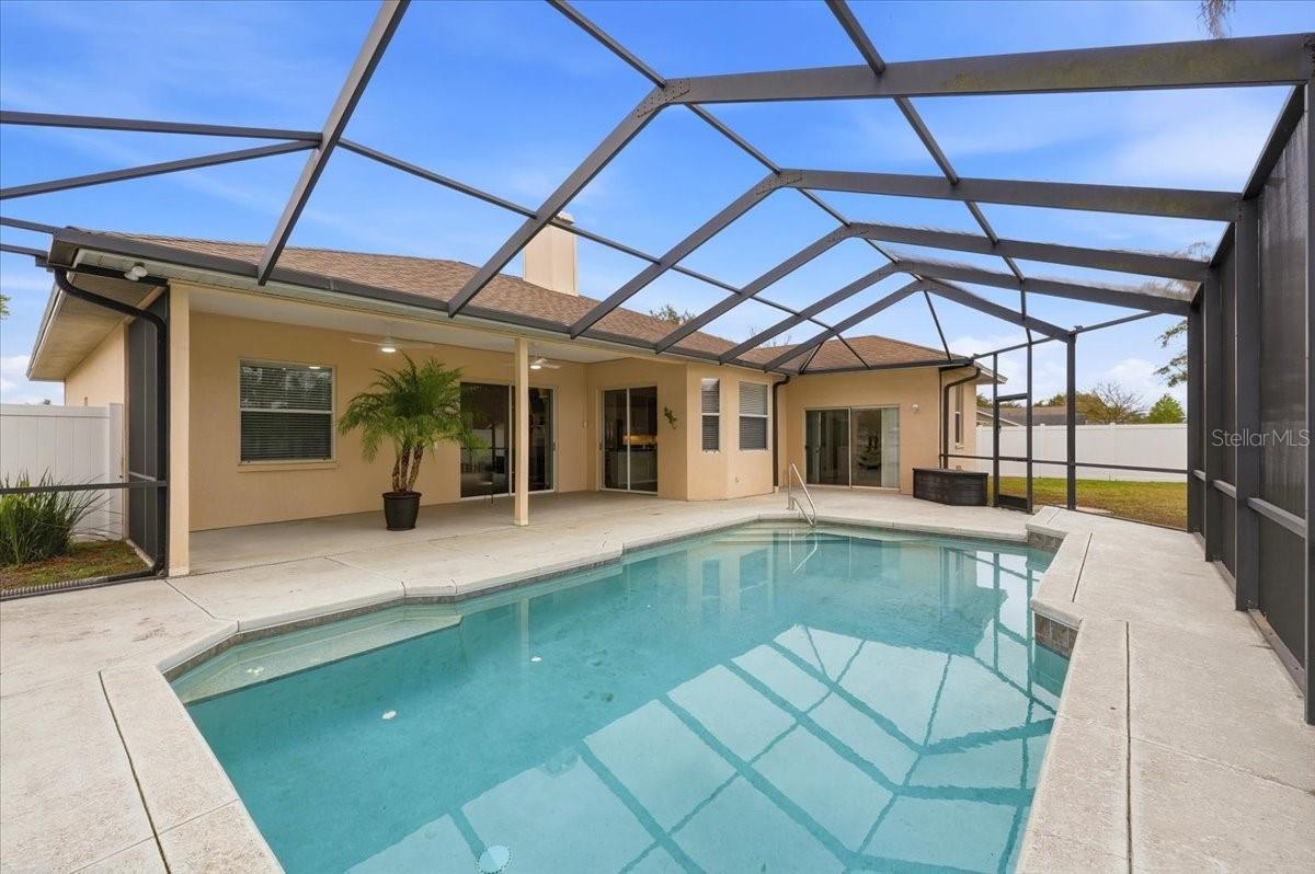 HUNTERS RIDGE - Residential