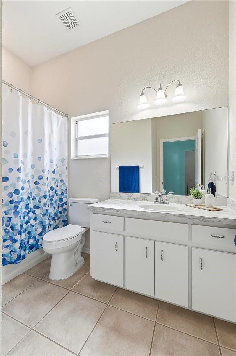 HUNTERS RIDGE - Residential