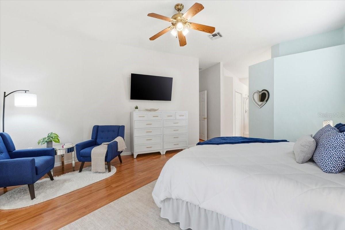 HUNTERS RIDGE - Residential