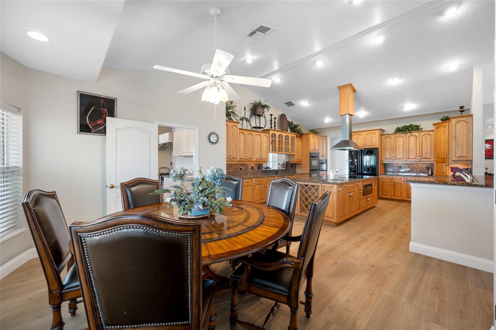 PASCO TRAILS - Residential