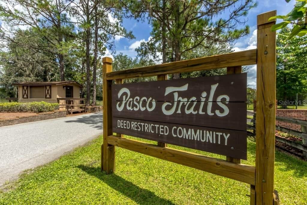 PASCO TRAILS - Residential