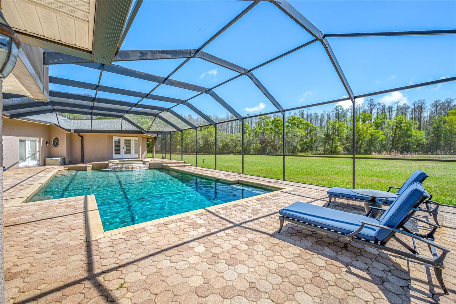 PASCO TRAILS - Residential