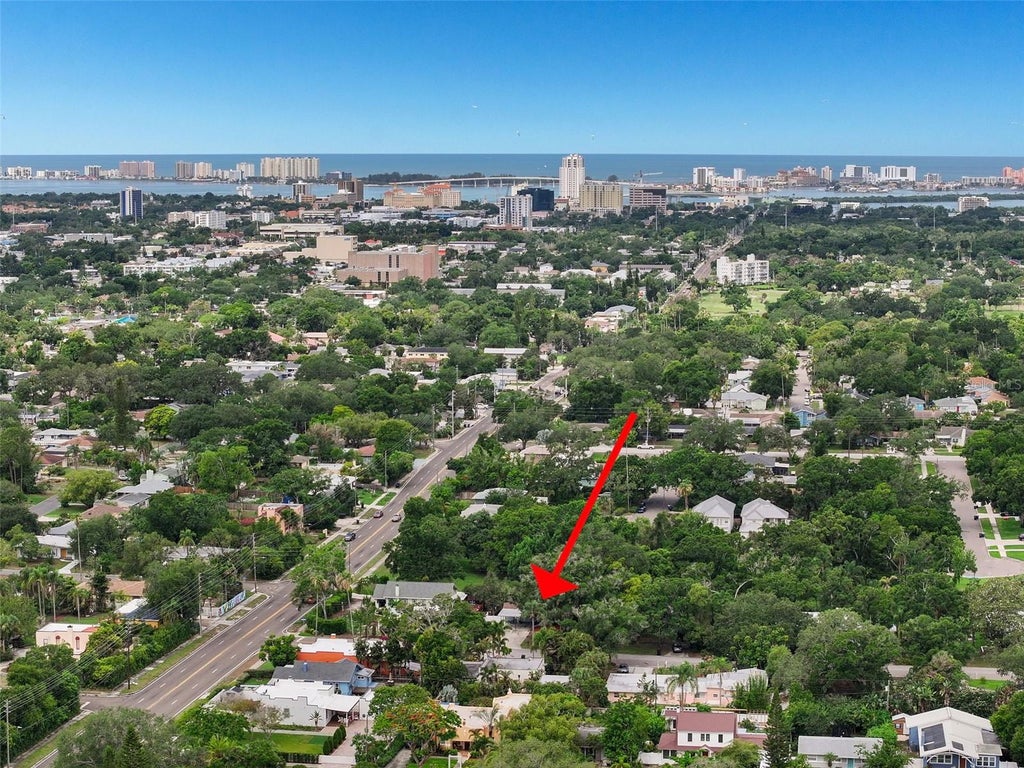 Photo of 210 Edgewood Avenue, Clearwater, FL 33755 (MLS # TB8525751)