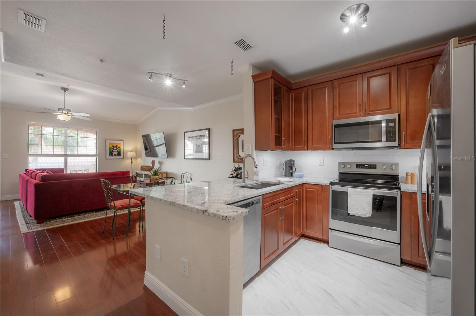 CULBREATH KEY BAYSIDE CONDOMIN - Residential