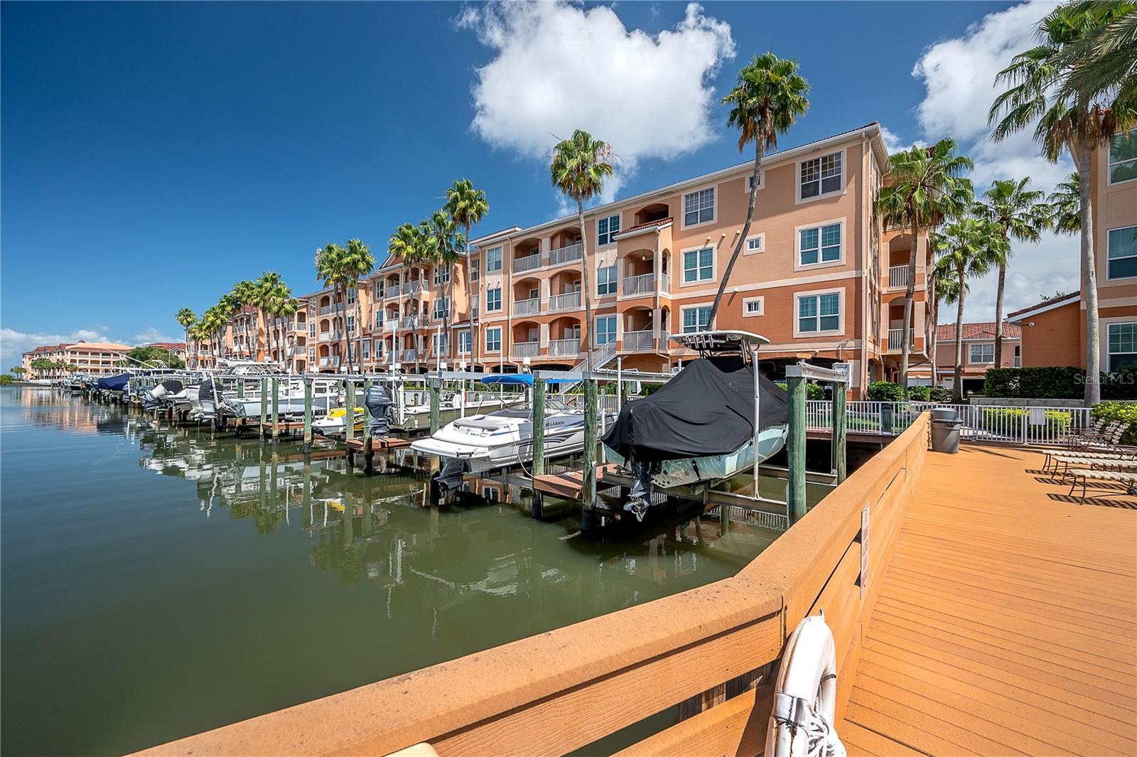 CULBREATH KEY BAYSIDE CONDOMIN - Residential