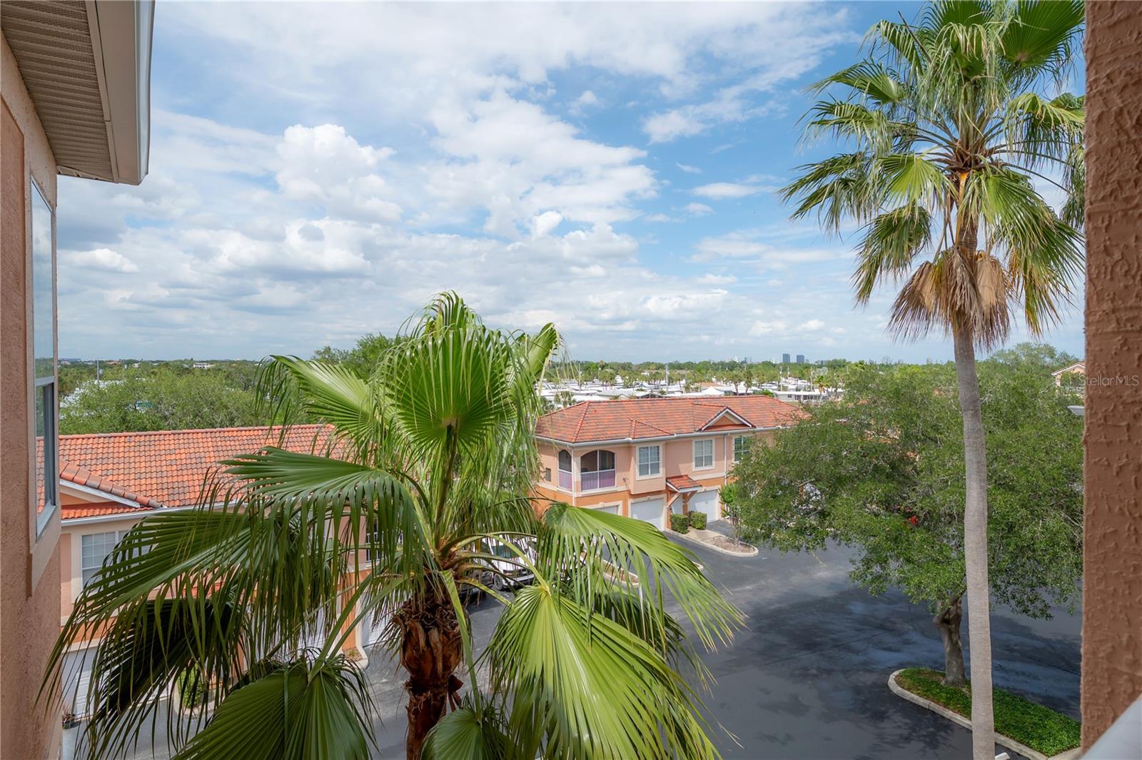 CULBREATH KEY BAYSIDE CONDOMIN - Residential