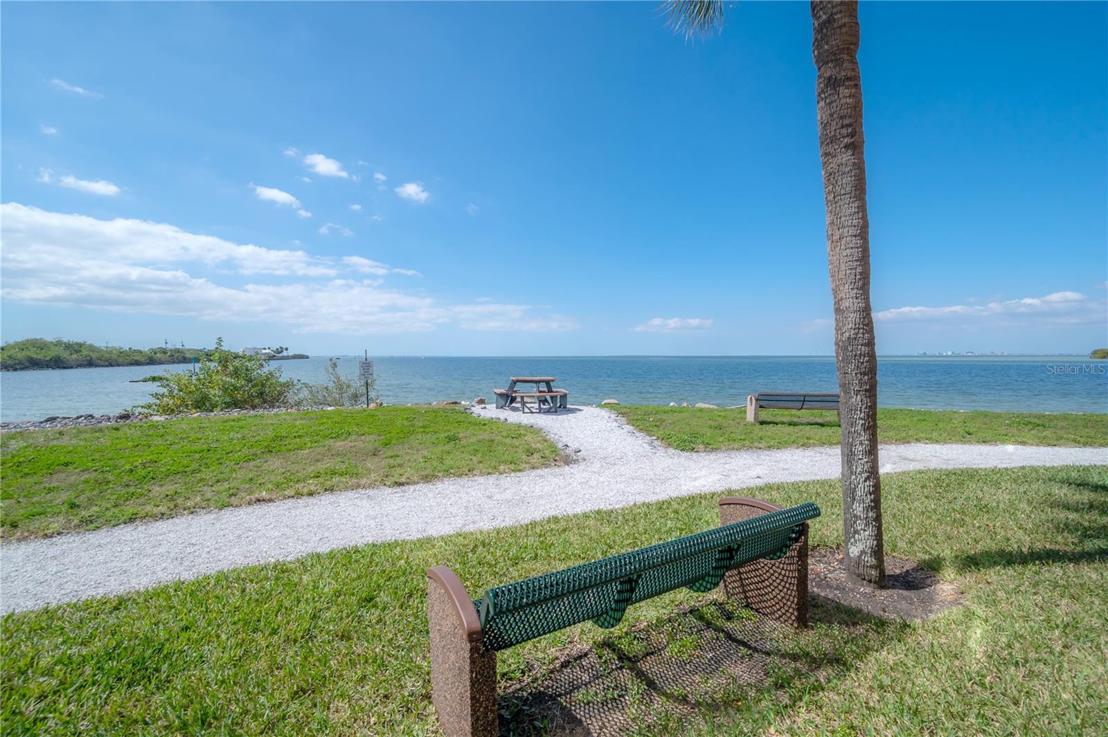 CULBREATH KEY BAYSIDE CONDOMIN - Residential