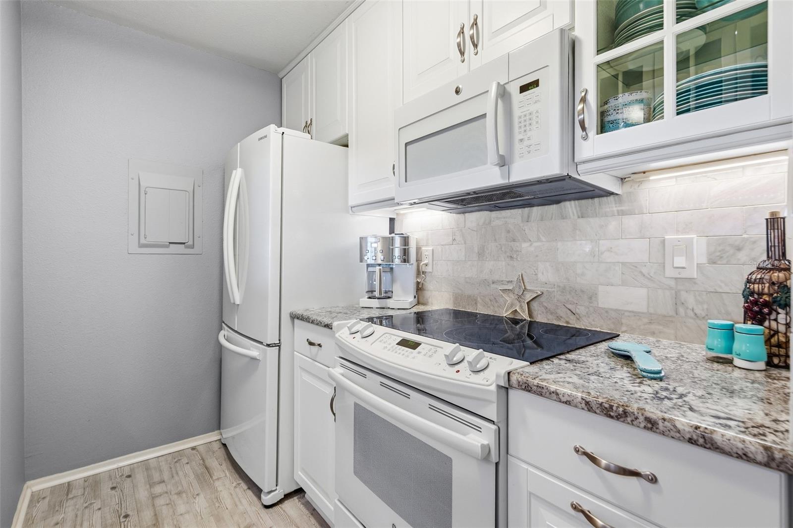 WINDJAMMER CONDO - Residential