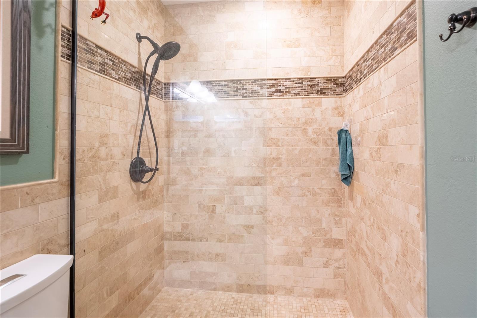 WINDJAMMER CONDO - Residential