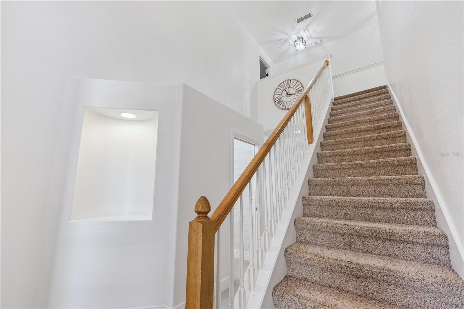 WESTWOOD HEIGHTS 18 17 30 - Residential