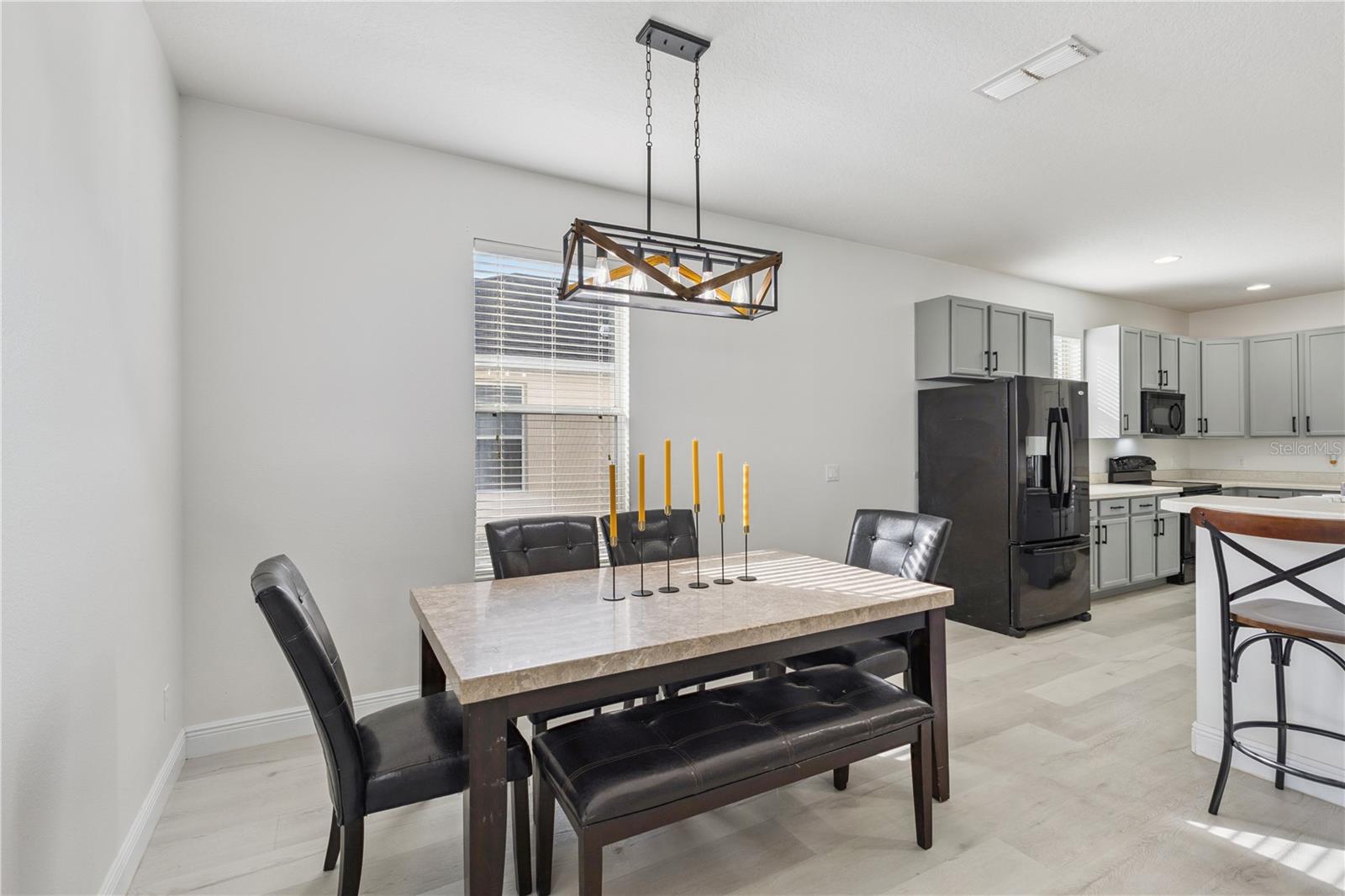 WESTWOOD HEIGHTS 18 17 30 - Residential