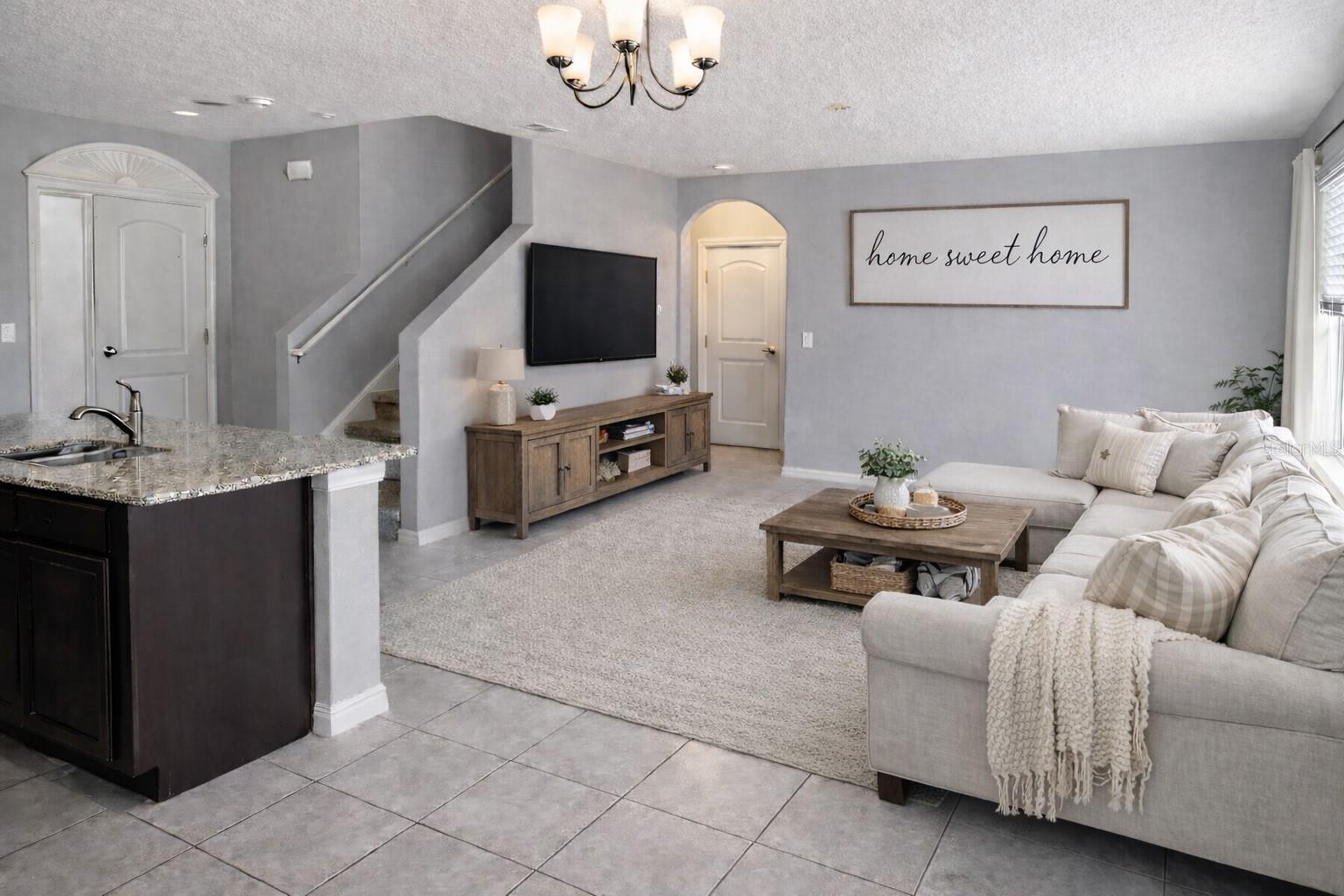 SU83MMERVIEW/WOLF CRK RDG PH 2 - Residential