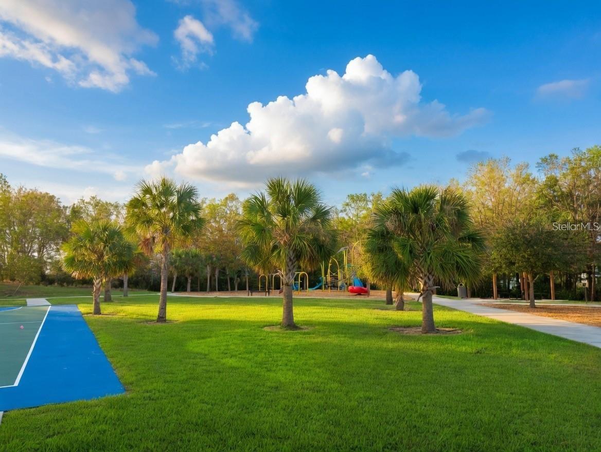 SU83MMERVIEW/WOLF CRK RDG PH 2 - Residential