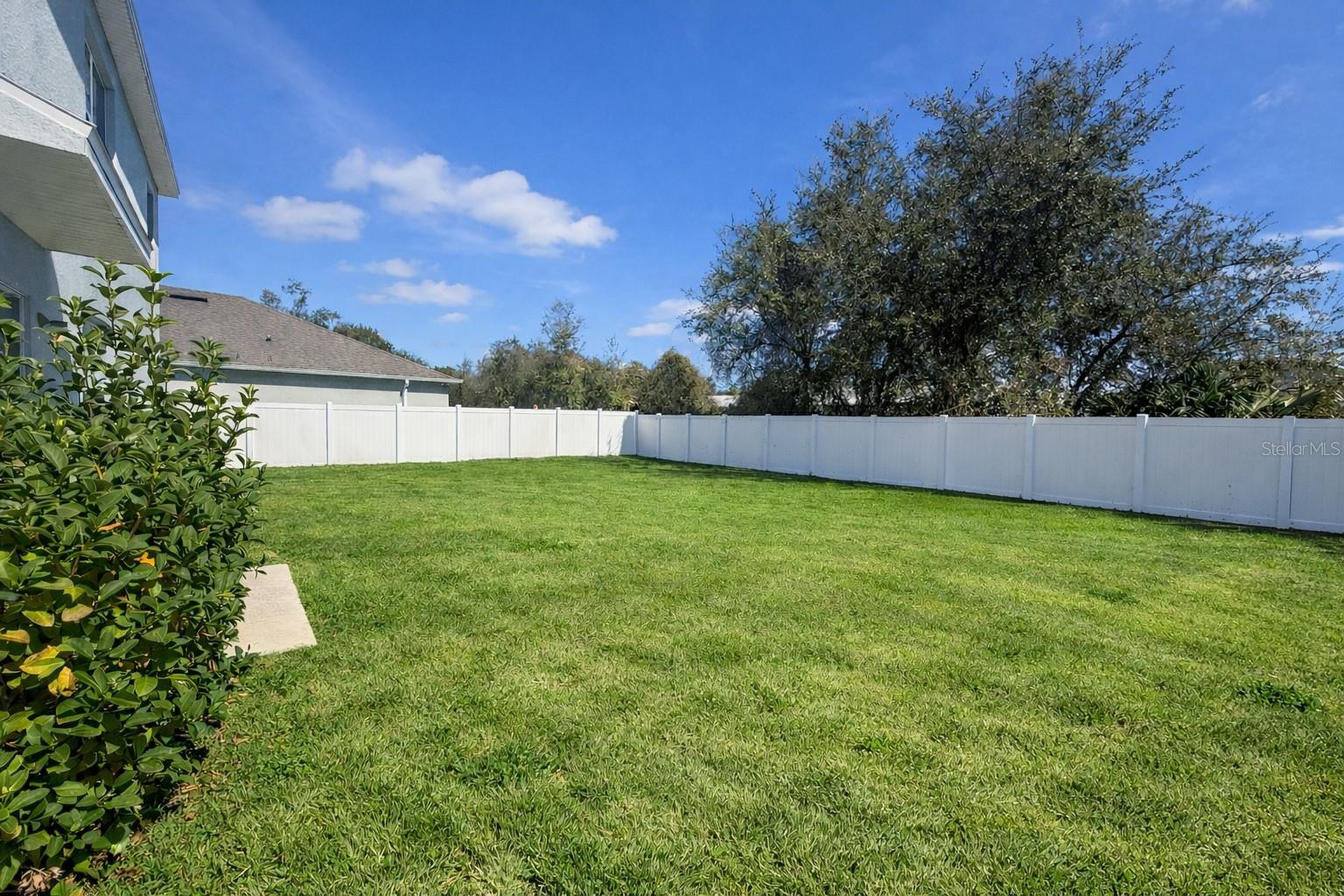 1760 POINT O WOODS COURT