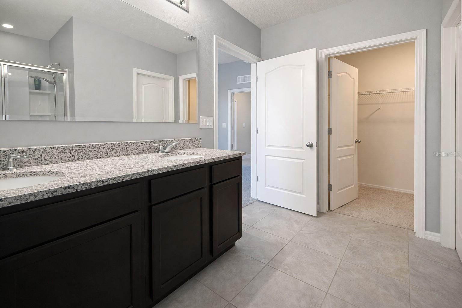 SU83MMERVIEW/WOLF CRK RDG PH 2 - Residential