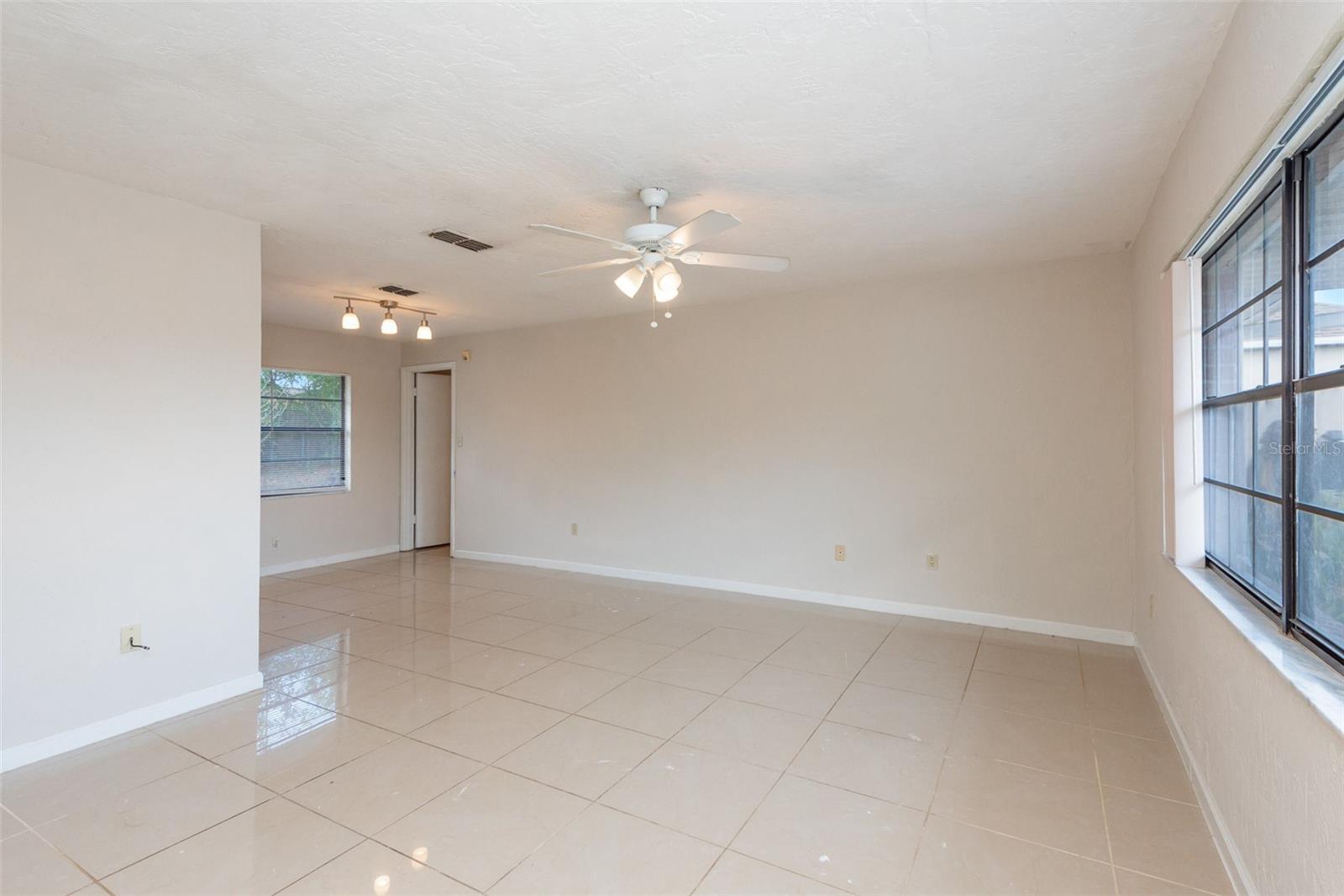 1030 BLUE HORIZON DRIVE