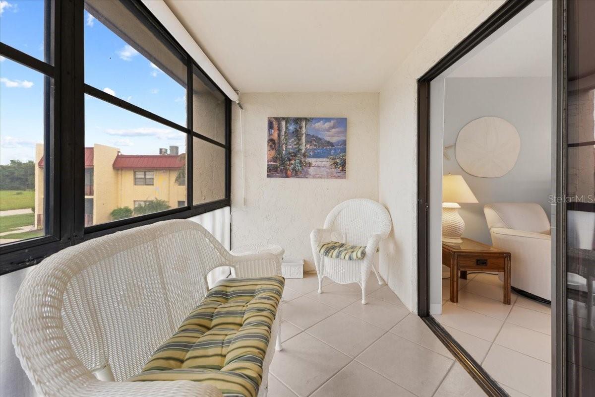 RIVERHOUSE - Residential