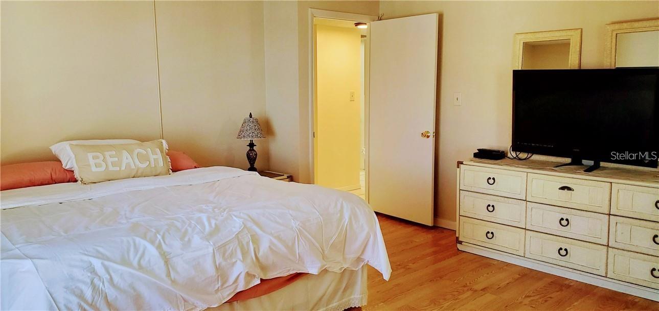 440 WEST CONDO - Residential Lease