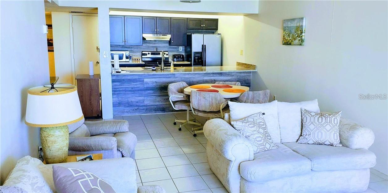 440 WEST CONDO - Residential Lease