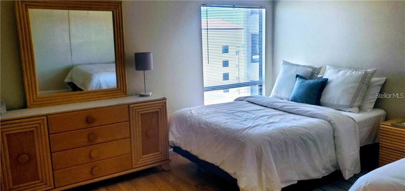 440 WEST CONDO - Residential Lease