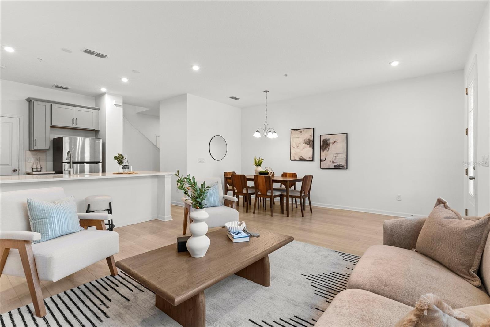 STARWOOD PH N-1C - Residential Lease