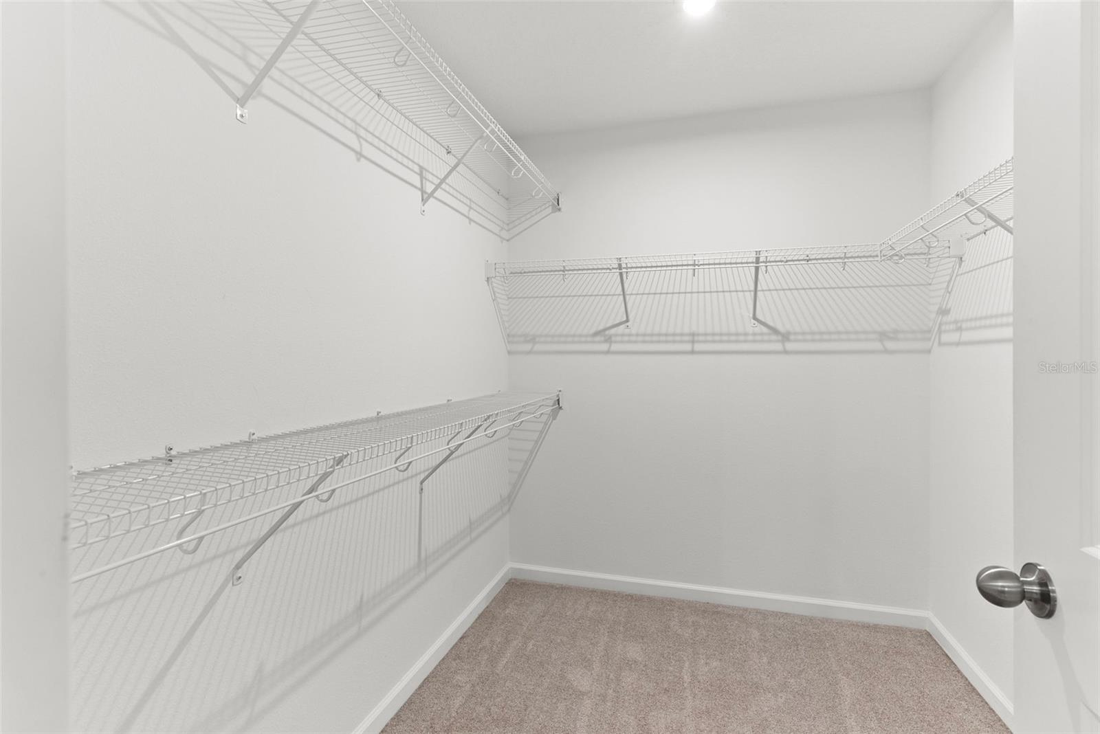 STARWOOD PH N-1C - Residential Lease