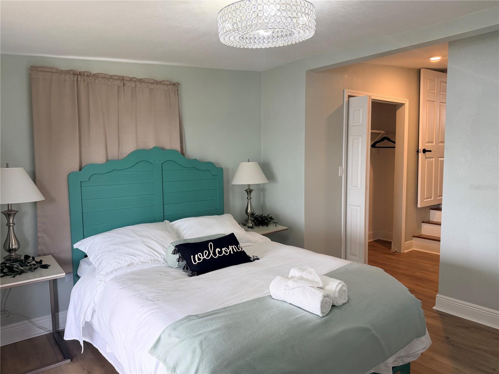 MARIE VILLA OR SAMPLES REP - Residential