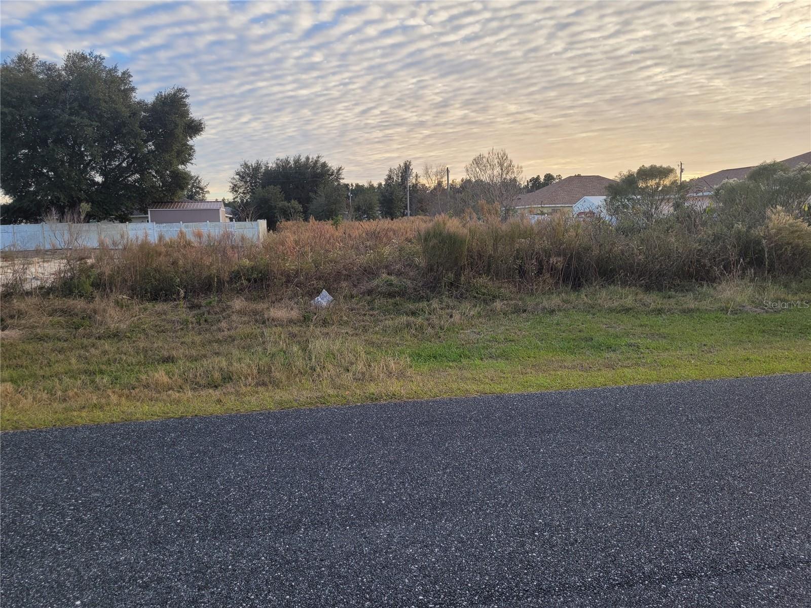 MARION OAKS UN 10 - Land