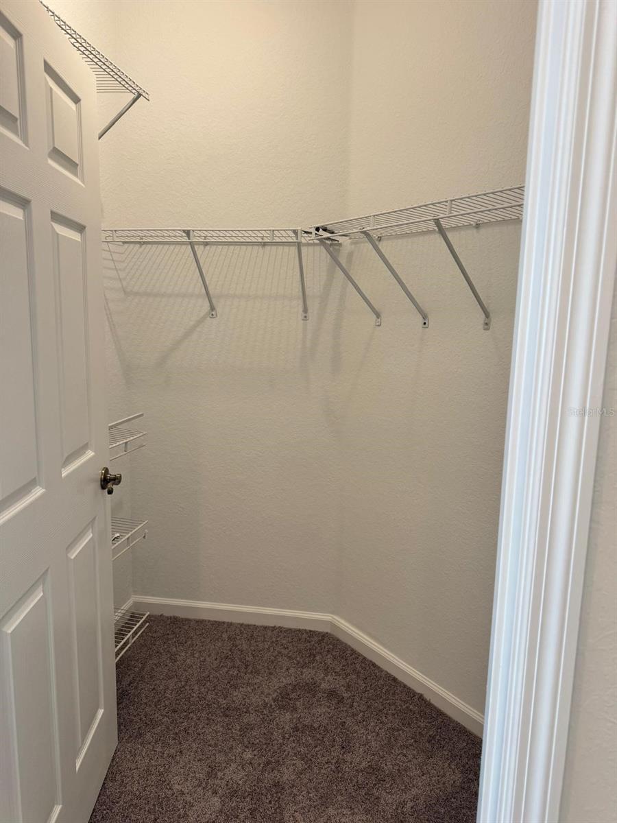 FLORA RIDGE CONDO PH 4 BLDG 8 - Residential