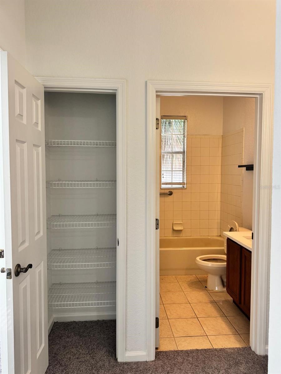 FLORA RIDGE CONDO PH 4 BLDG 8 - Residential