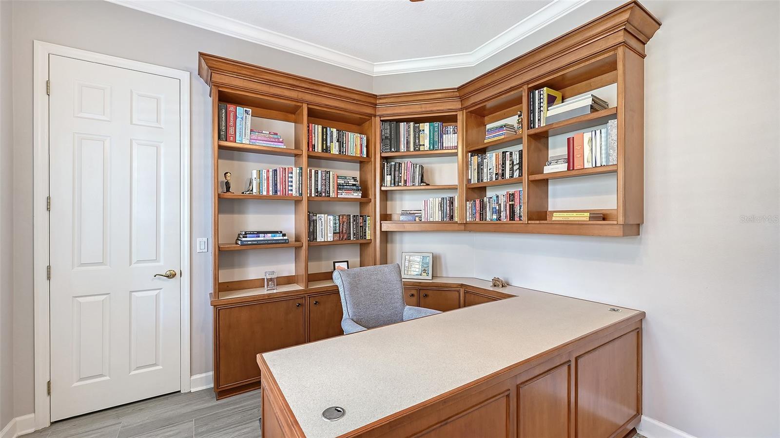 THE HAMPTONS - Residential