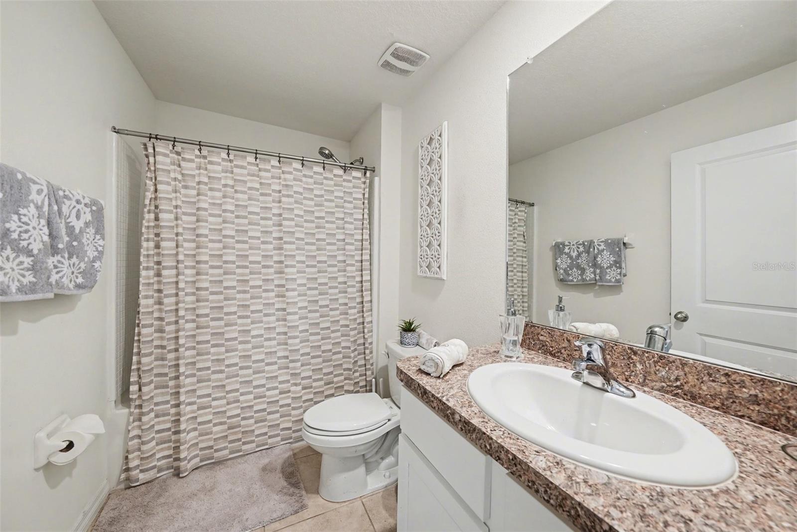 ZEPHYR LAKES SUB - Residential