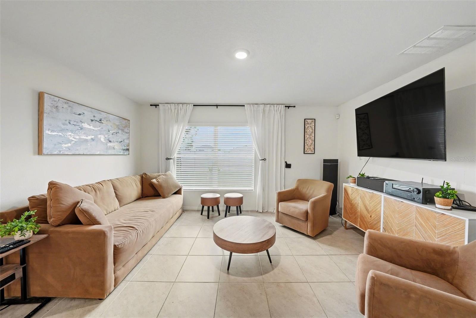 ZEPHYR LAKES SUB - Residential