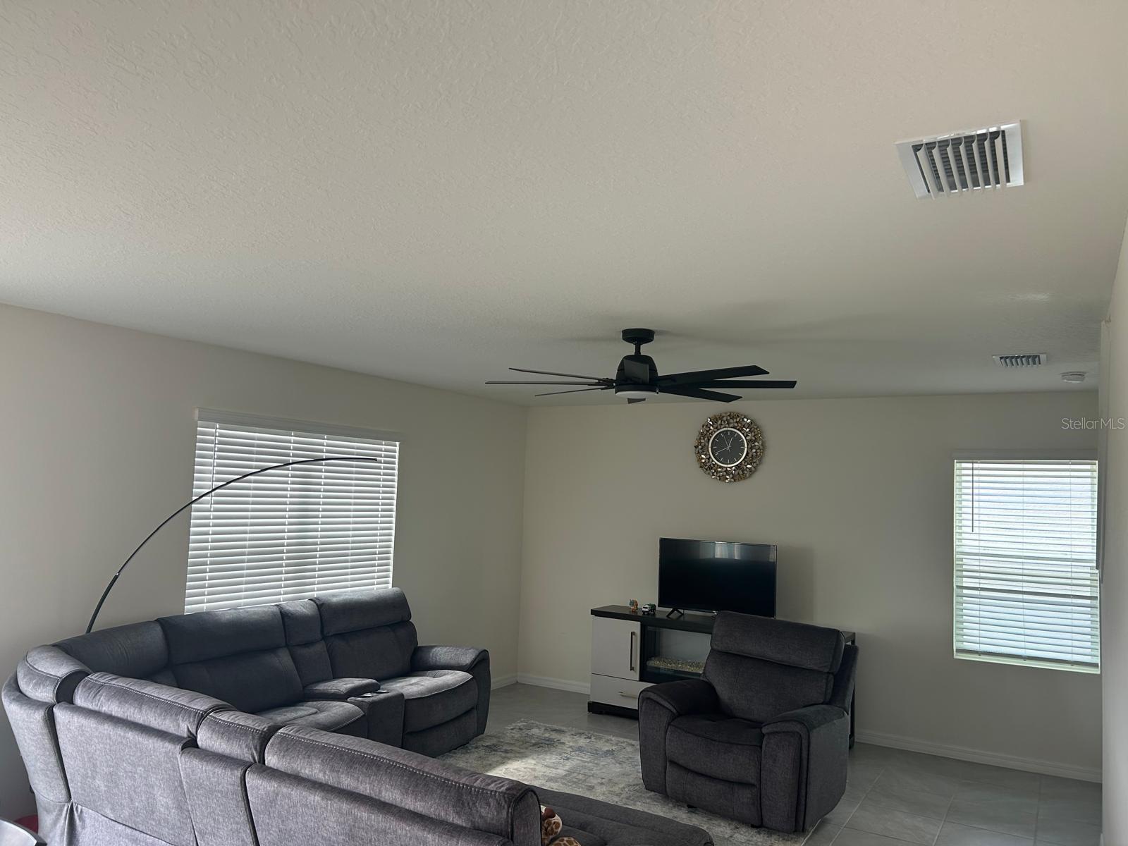 CONCORDE PH 3 - Residential Lease