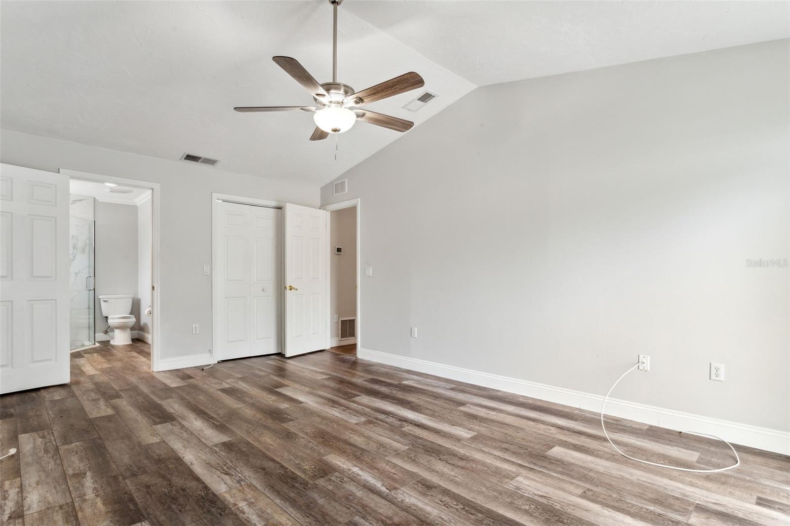 MANATEE OAKS - Residential