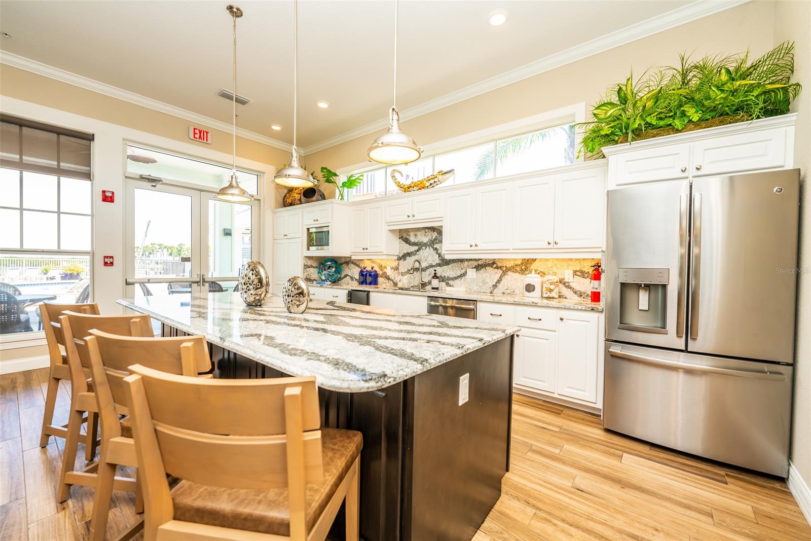 Riverwalk/Coronado Island Bldg - Residential