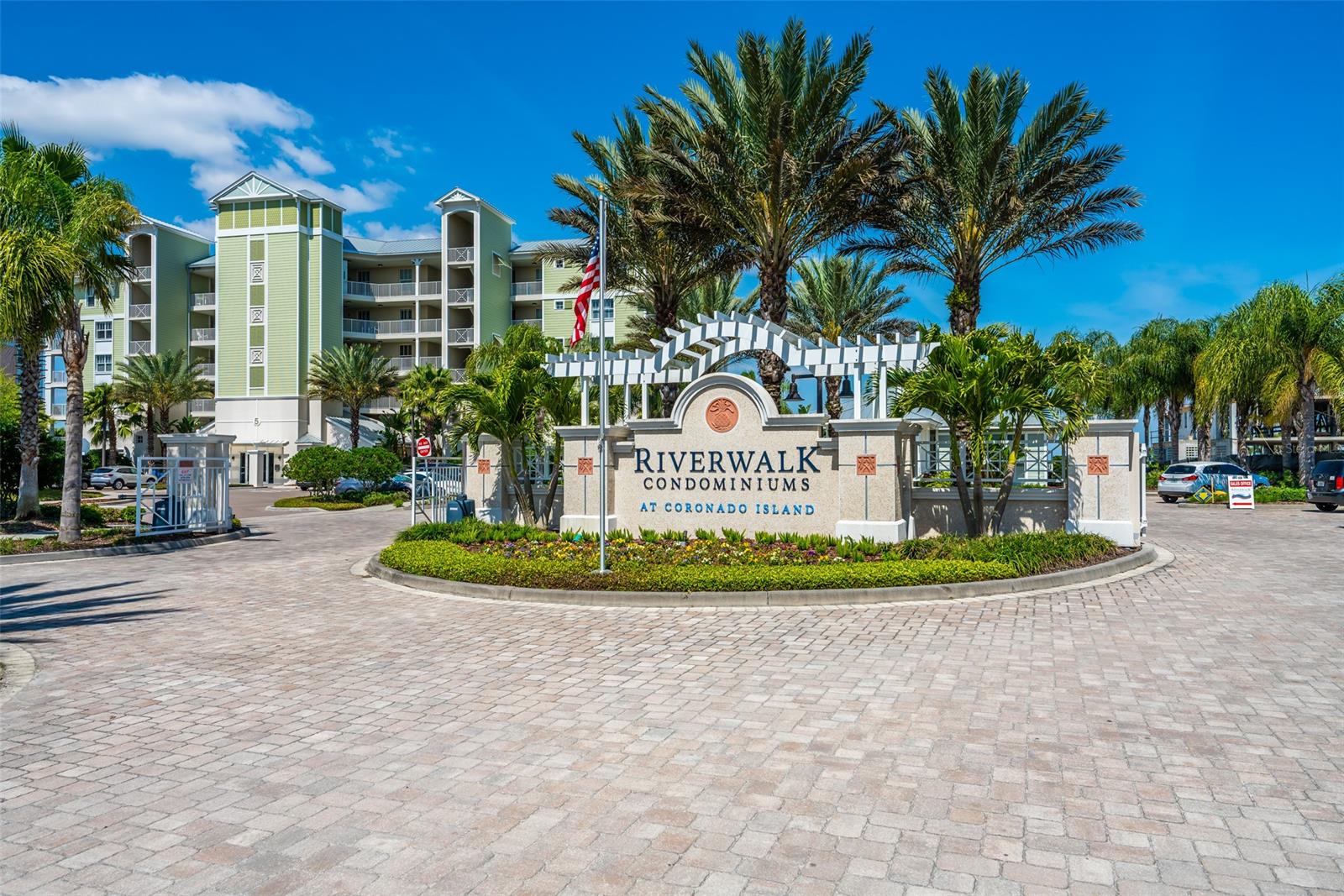 Riverwalk/Coronado Island Bldg - Residential