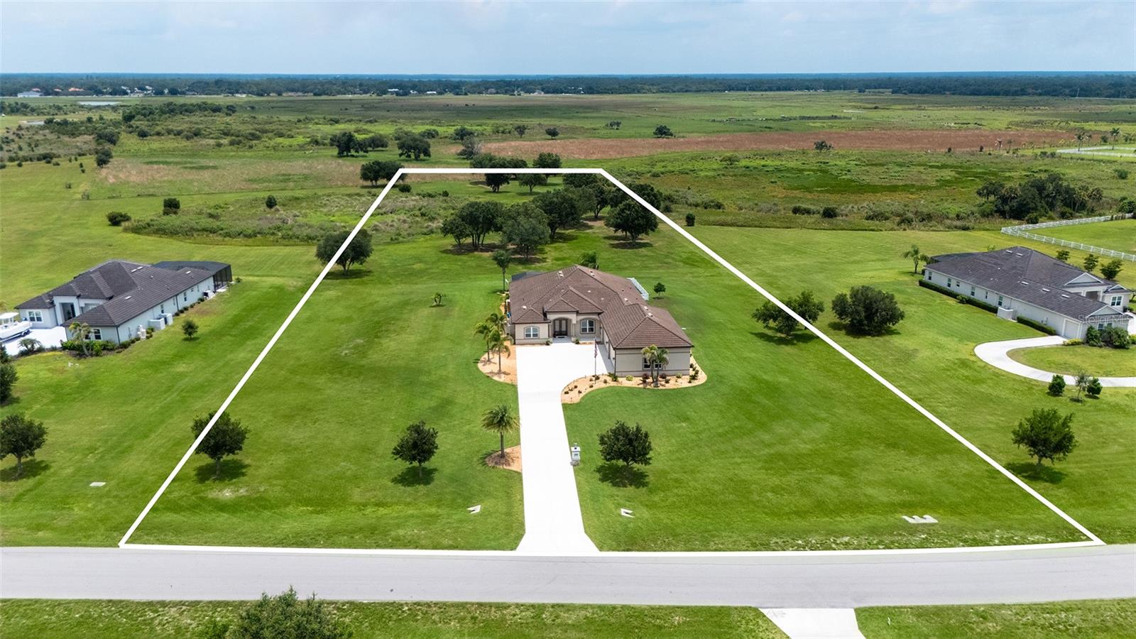 3503 RECURVE CIRCLE, SARASOTA, FL, 34240 3 3503 RECURVE CIRCLE