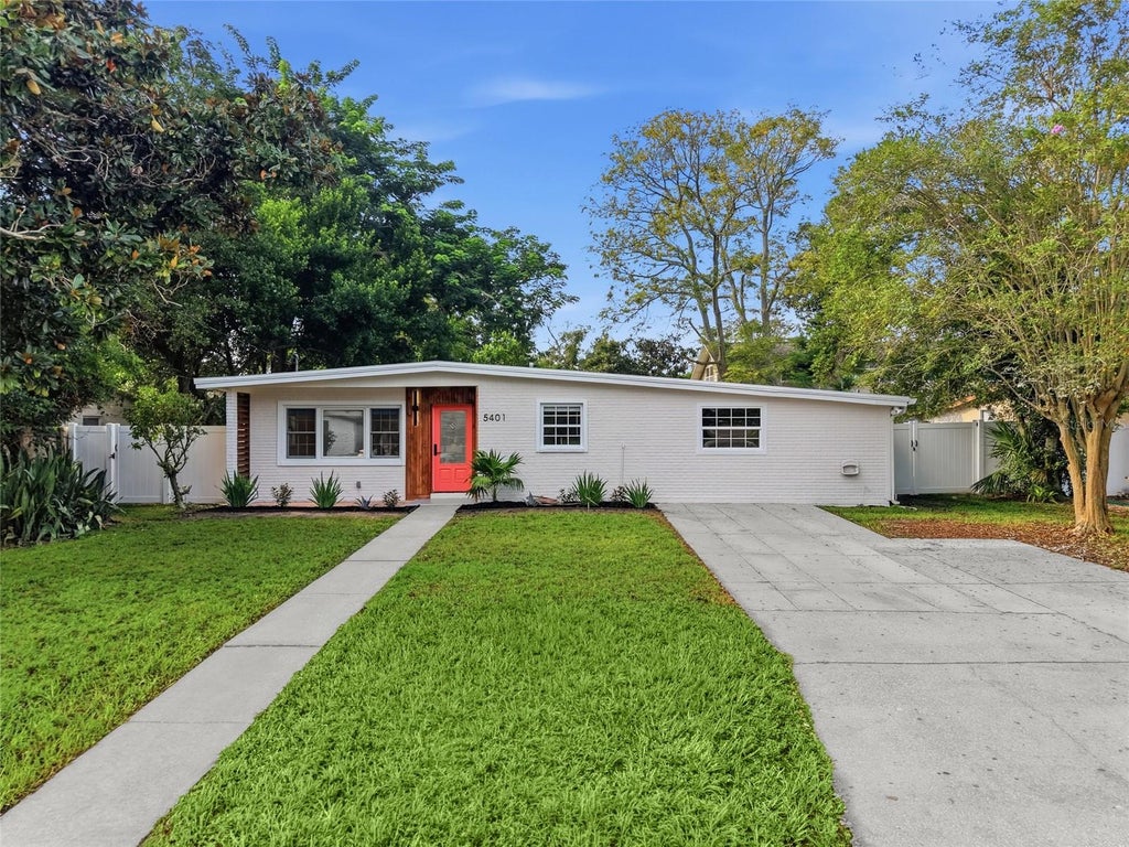 Photo of 5401 E 98th Avenue, Temple Terrace, FL 33617 (MLS # TB8547417)