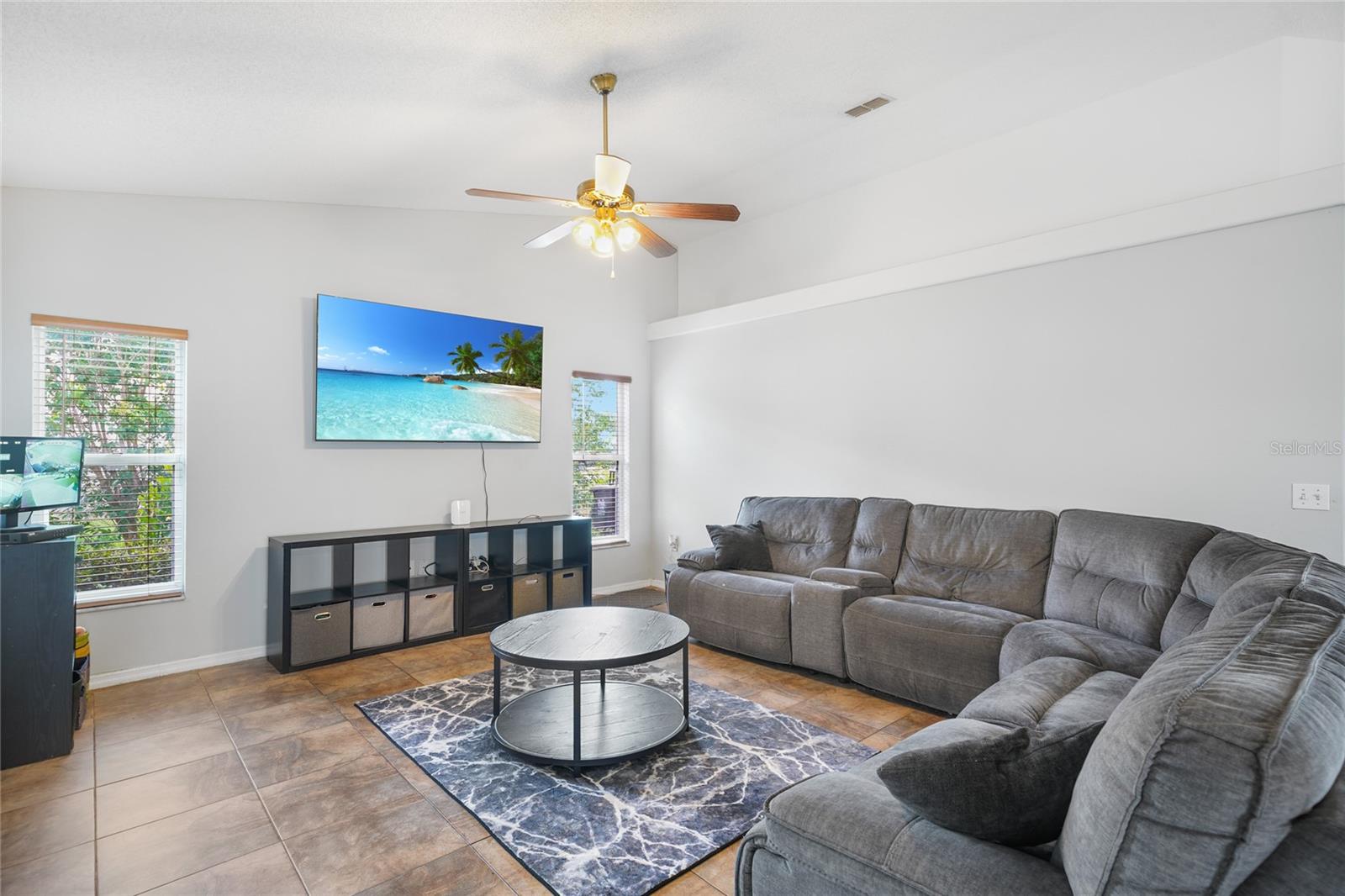 HAMPTON CHASE - Residential