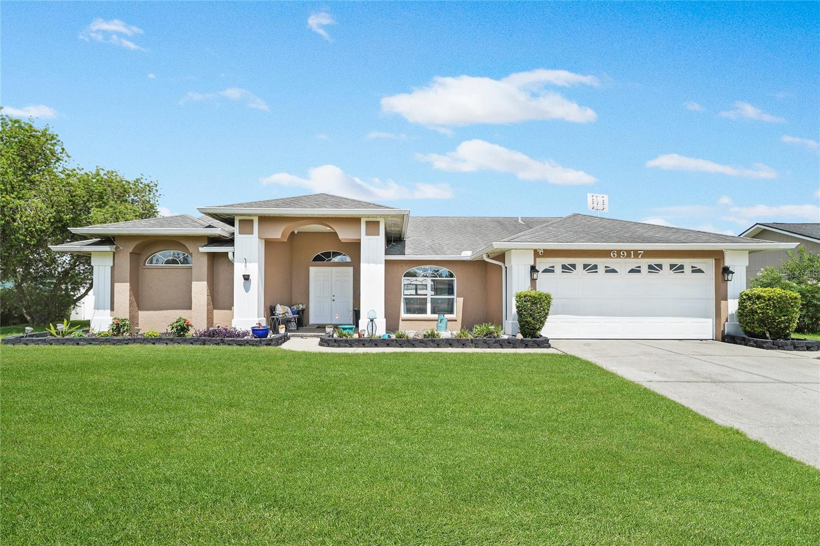 HAMPTON CHASE - Residential