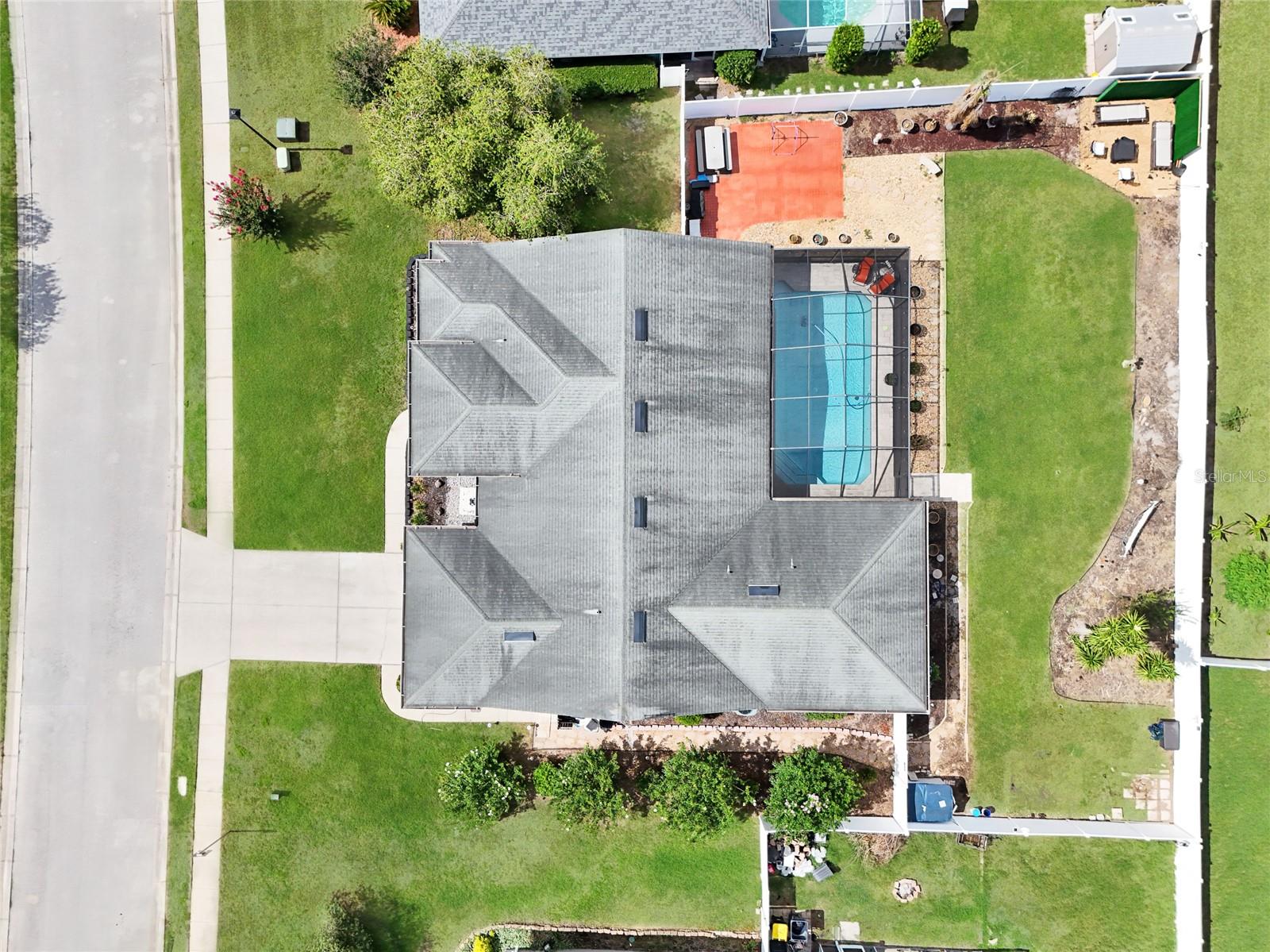 HAMPTON CHASE - Residential