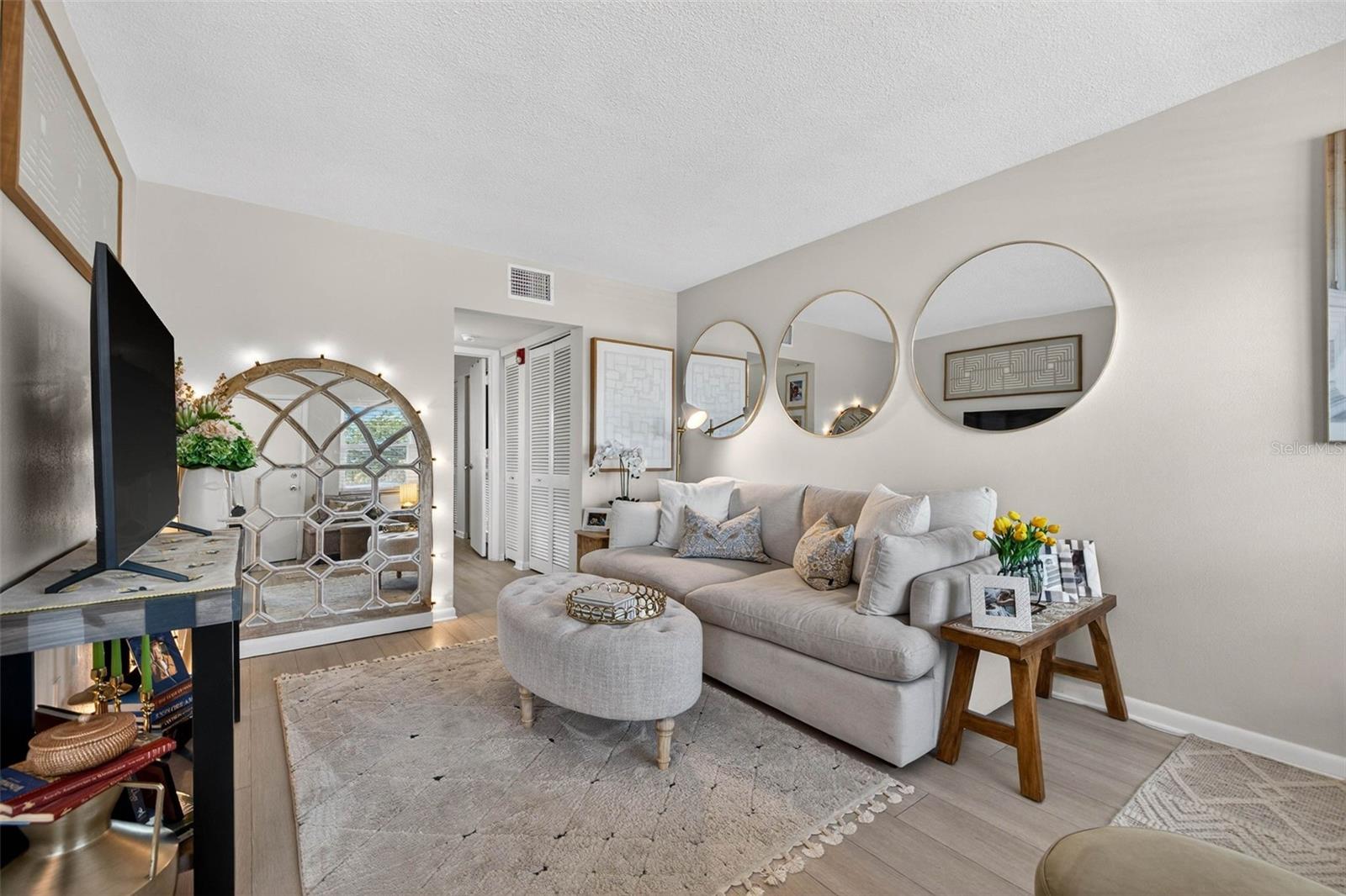 7770 DR MARTIN LUTHER KING JR STREET N 206